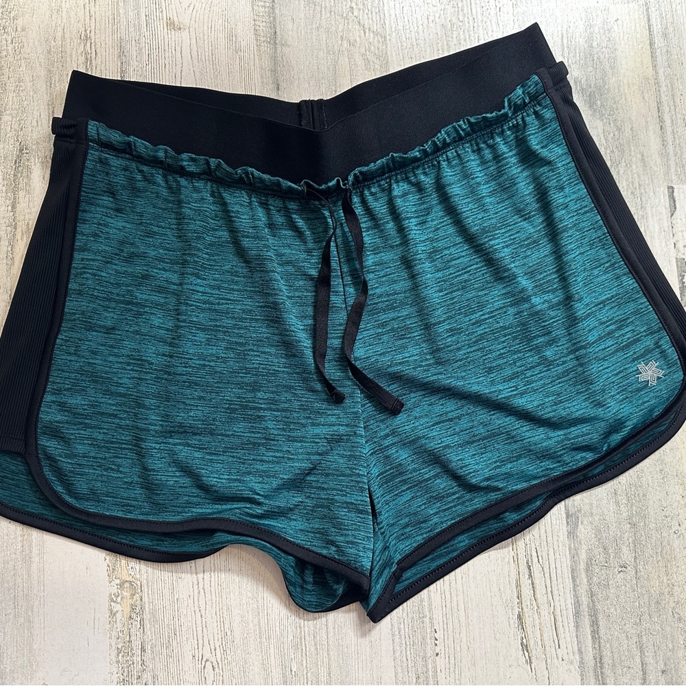 TekGear Drytek Teal Athletic Running Workout Shorts Womens Size Medium‎